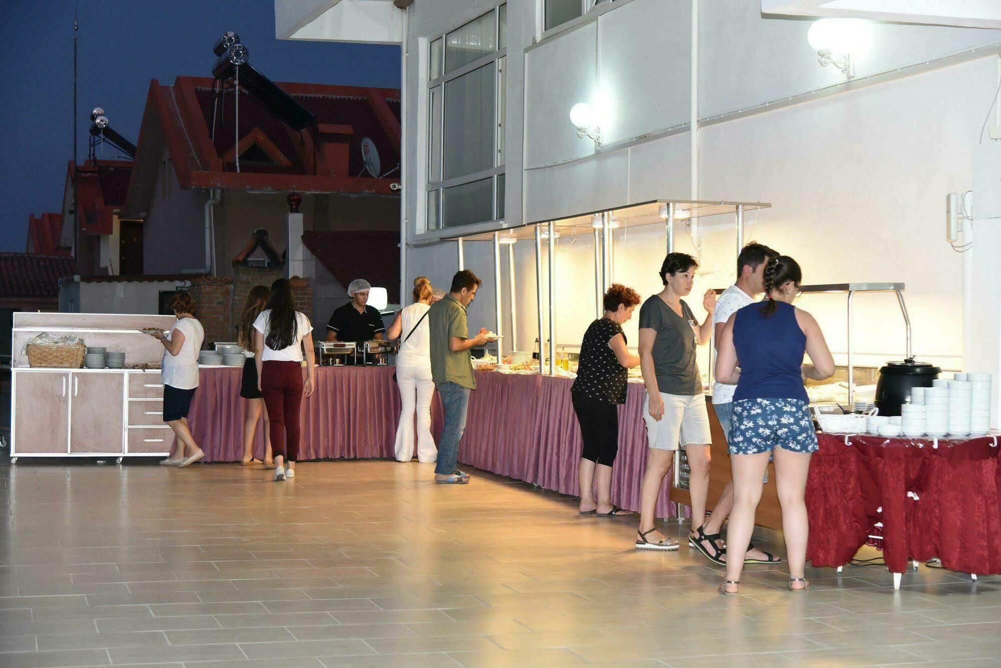 Lambada Hotel Altınoluk Exteriör bild