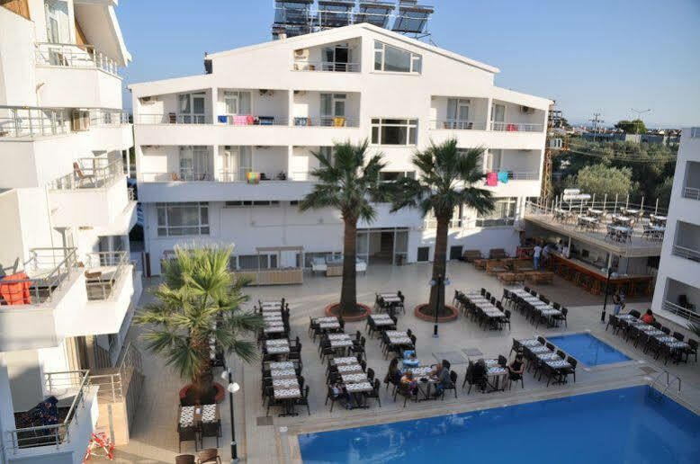 Lambada Hotel Altınoluk Exteriör bild