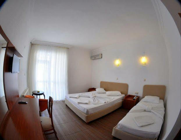 Lambada Hotel Altınoluk Exteriör bild